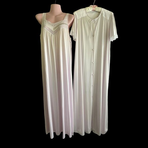 Vtg Vanity Fair Nightgown Robe Set Womens Small Lavender Nylon Lace USA 70s 80s - Picture 1 of 7